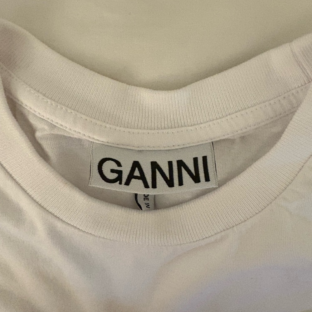 Ganni T-Shirt - Picture 3 of 4